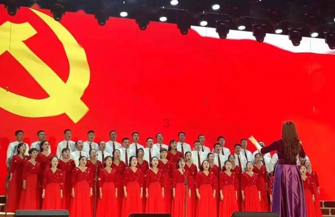 一棵稻穗多出二百粒