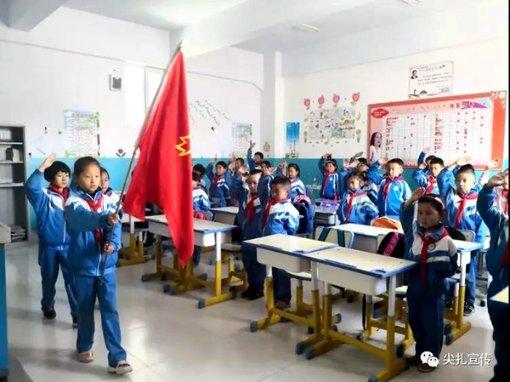 冰壶运动员许静韬官宣结婚，你有哪些祝福想要送给他们？游戏画面