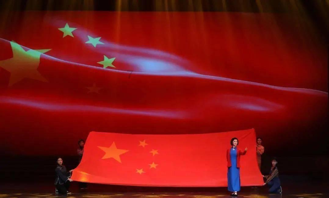 奥利维亚收养猫