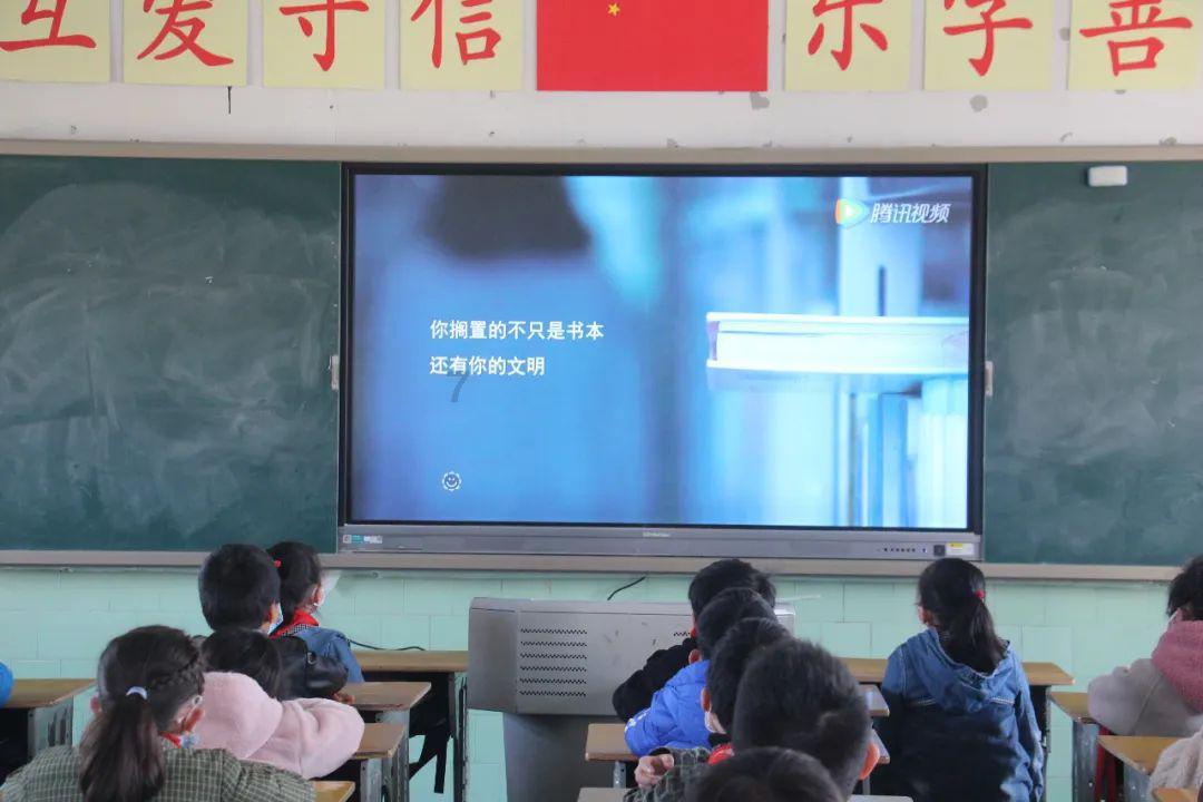 别致OL