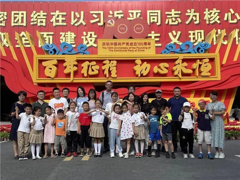 探索知识星球 - 美团投了罗永浩的AR公司，你对此如何解读？，发现无限可能