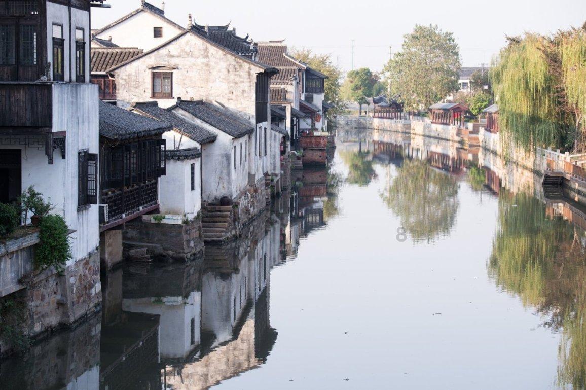 高铁站智慧公厕精品案例：广州南站智慧公厕｜中期科技打造精品