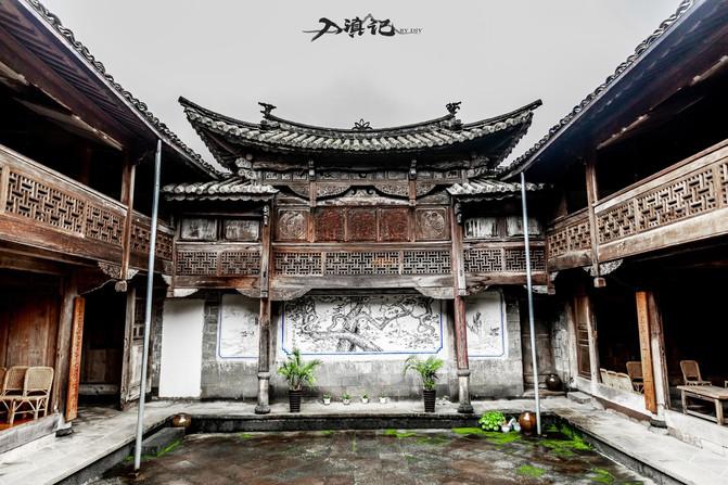 董宇辉认证更改为东方甄选高级合伙人 此前为合伙人