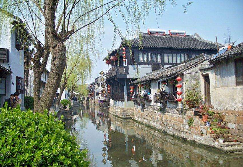 90后开公司连续4年给员工涨工资