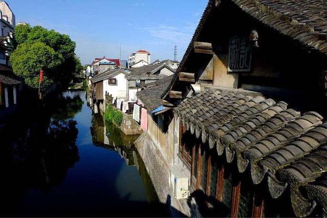 李心婷闪耀夺目 艺术无限，获奖《年度亚洲最佳青年艺术家》