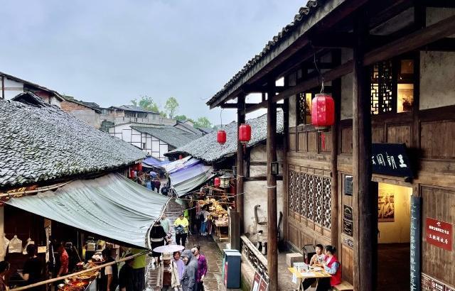 客厅装修时应如何选择材料？游戏画面