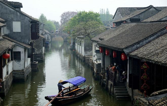 ，lasting 5 days.这里last是什么用法？游戏画面